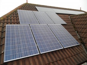 16 x Winaico 250W solar panels